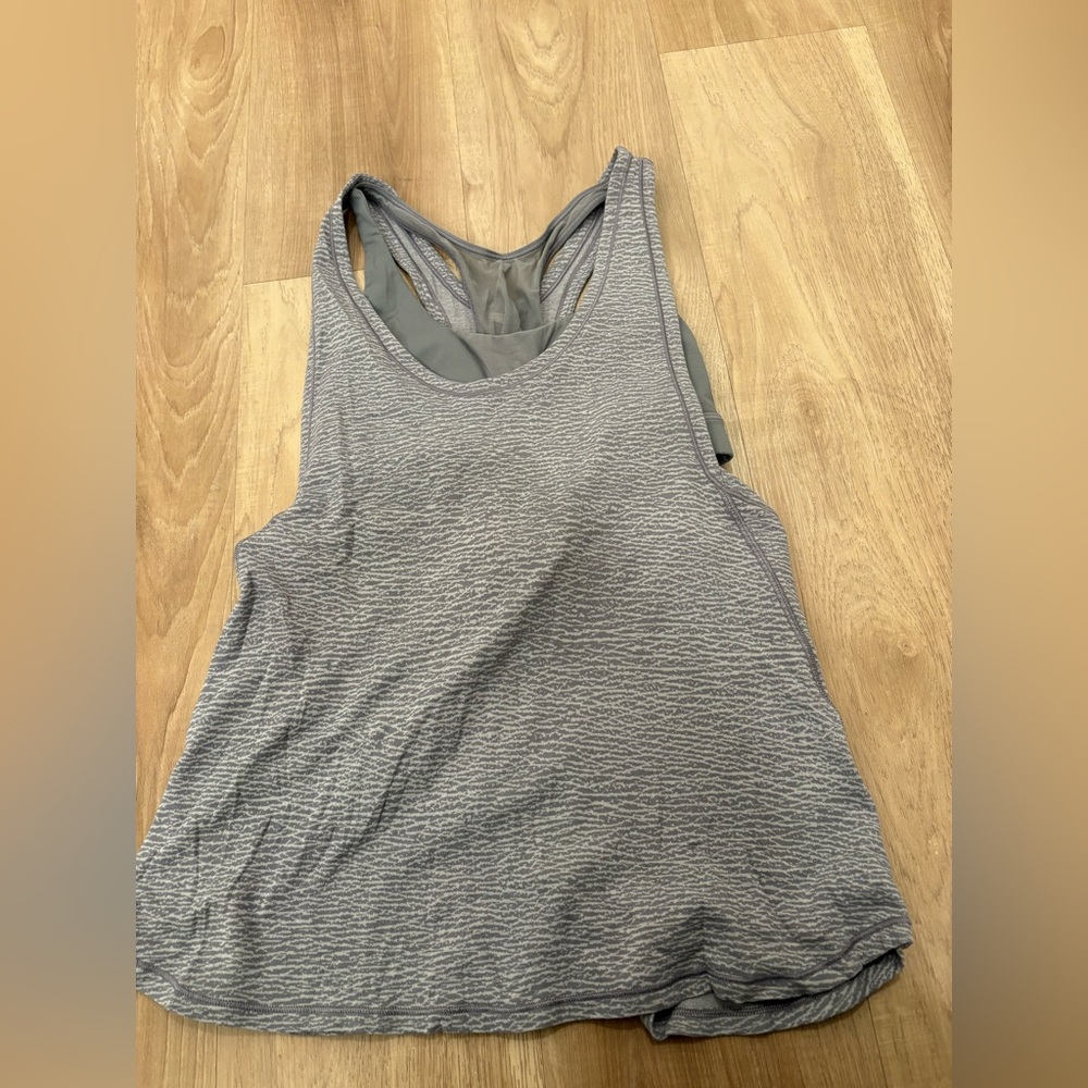 Lululemon tank